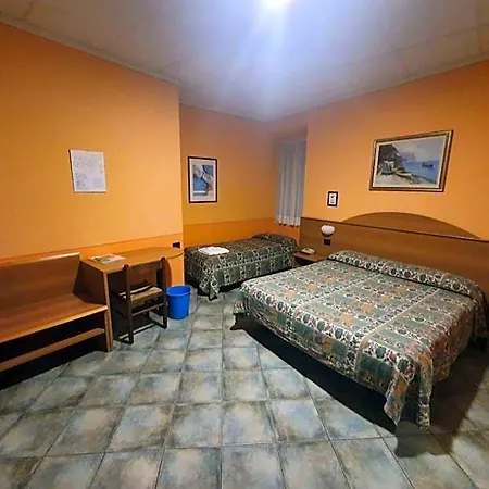 Hotel Azalea